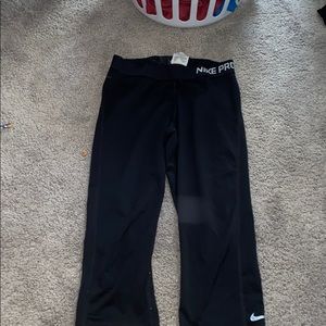 Capri Nike leggings